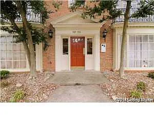 513 Highwood Dr photo 1