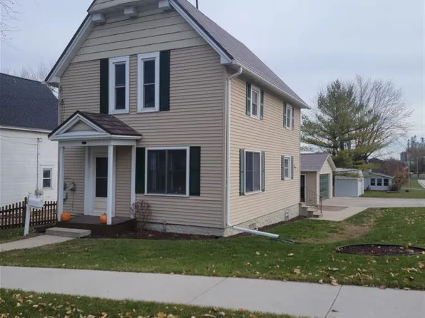 120 Adams St, Chilton, WI 53014