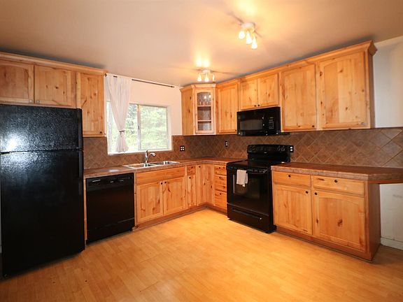 5th image of 1709 Bonfilio Dr