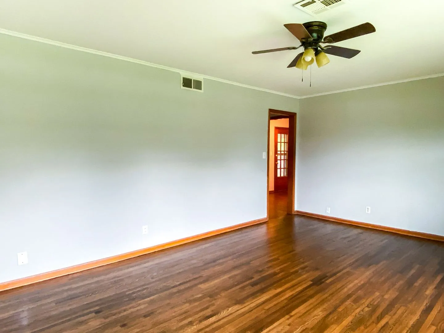 Beautiful 3 bedroom home recently updated — Photo 3