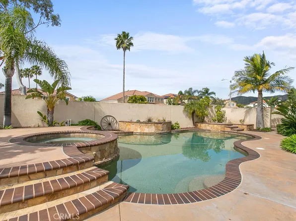 2 Las Plumas, Rancho Santa Margarita, CA 92688