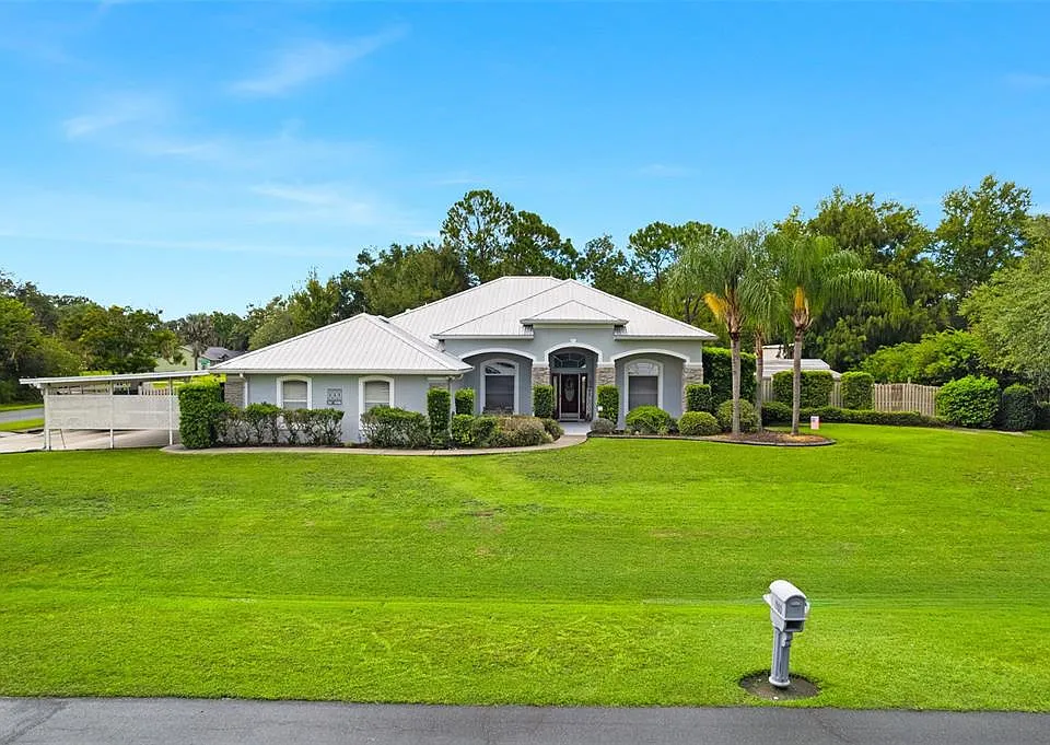 1900 Griff Wood Ct