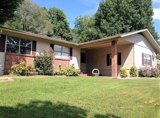 18150 Holman Rd, Cassville, MO 65625