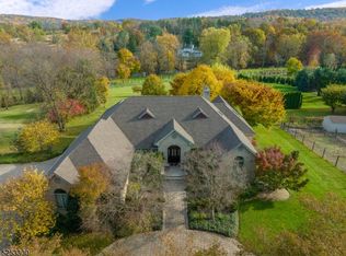 18 Lime Kiln Rd, Bloomsbury, NJ 08804