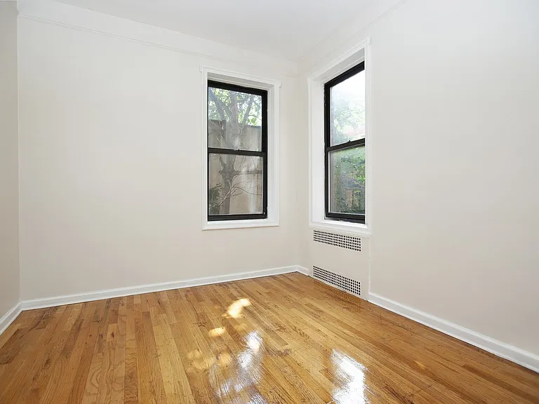 20 Clinton St #2F — Photo 11