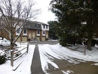 1st image of 102 Ableview Dr APT 10