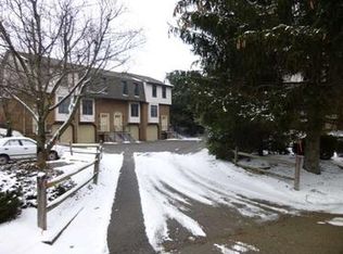 102 Ableview Dr APT 10, Butler, PA 16001