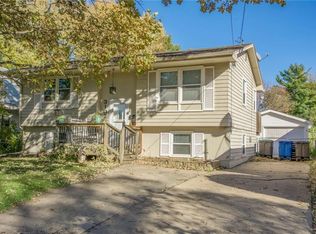 3107 SW 12th St, Des Moines, IA 50315