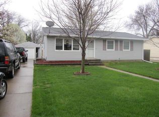 2219 Warford St, Perry, IA 50220