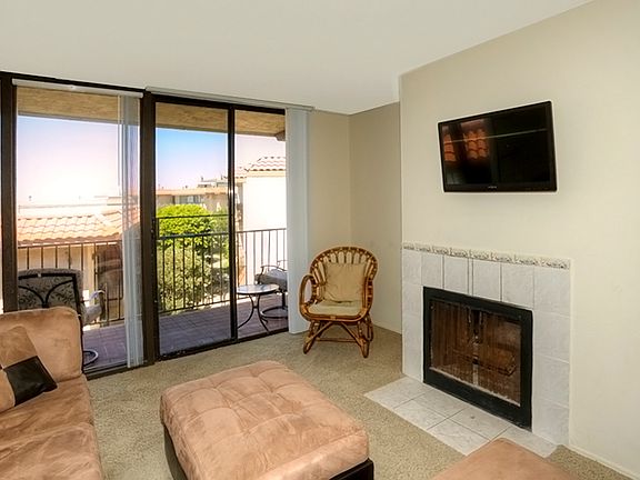 4th image of 190 Del Mar Shores Ter Unit 50