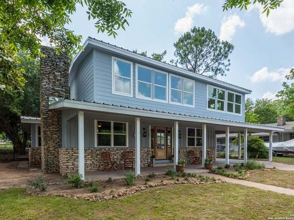 305 Riverside Dr