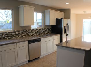 624 Saint Francis Dr, Petaluma, CA 94954