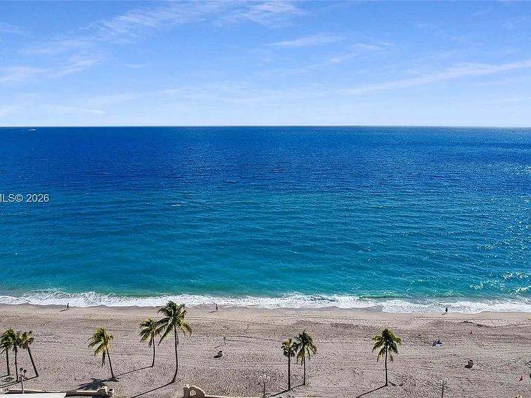 3215 N Ocean Dr #301 — Photo 19