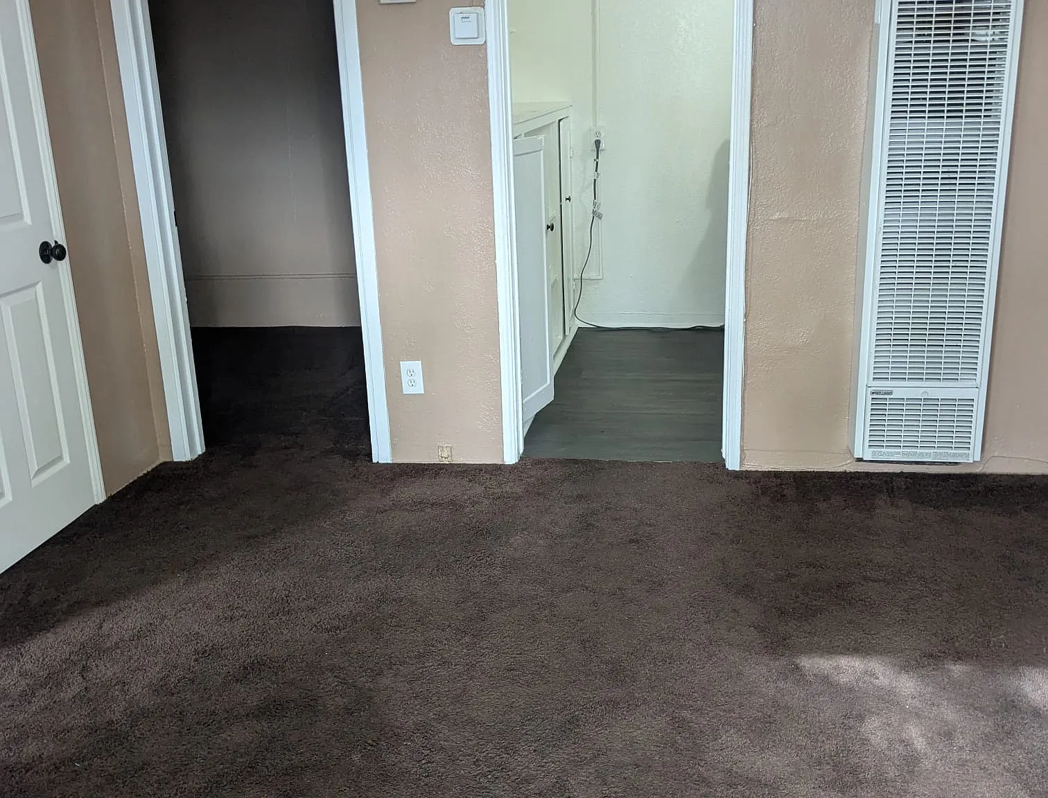 1379 W La Cadena Dr — Photo 1