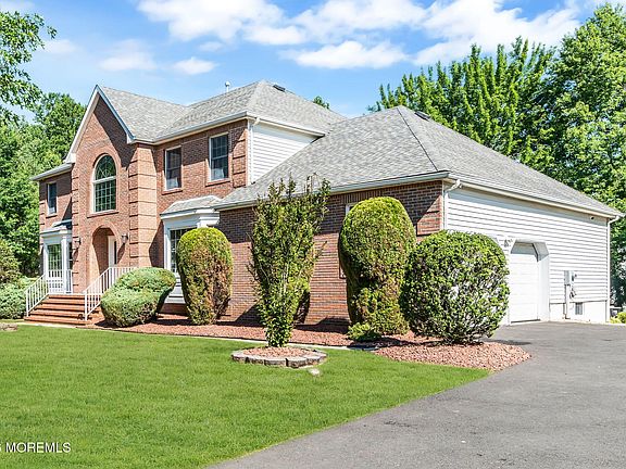 2nd image of 132 Rolling Hill Drive
