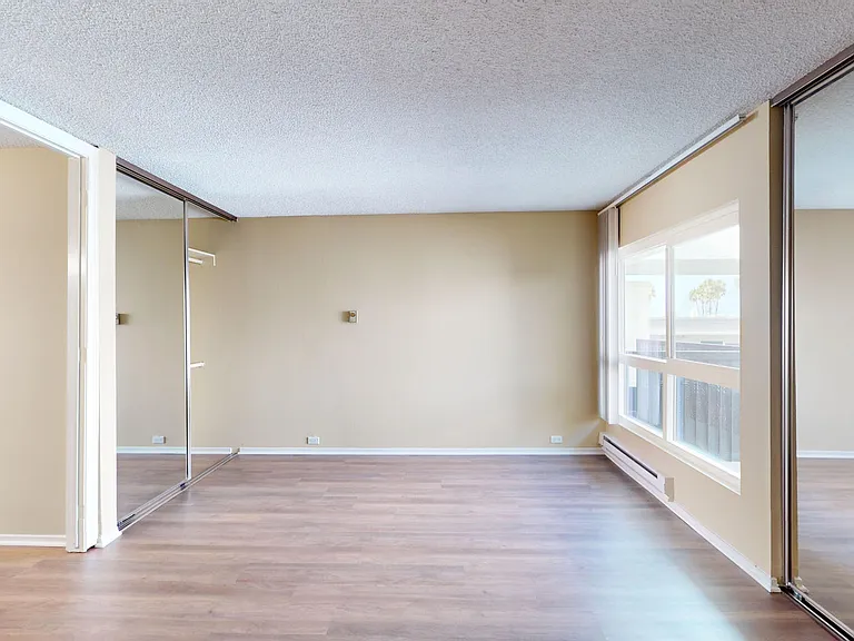 Eight 80 Newport Beach — Photo 154