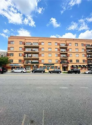 155 Bay St #C-2 — Photo 1