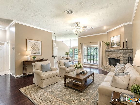2nd image of 4701 Arrowhead Dr