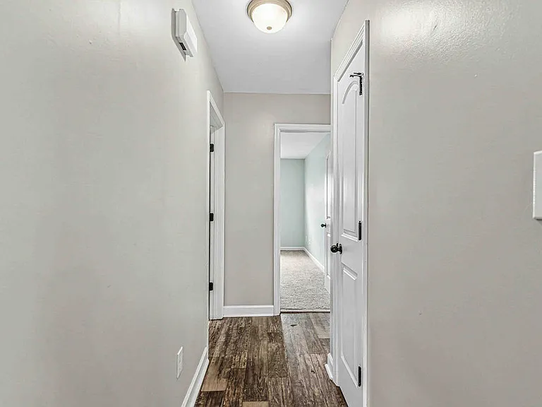 186 Peytons Ridge Dr — Photo 16