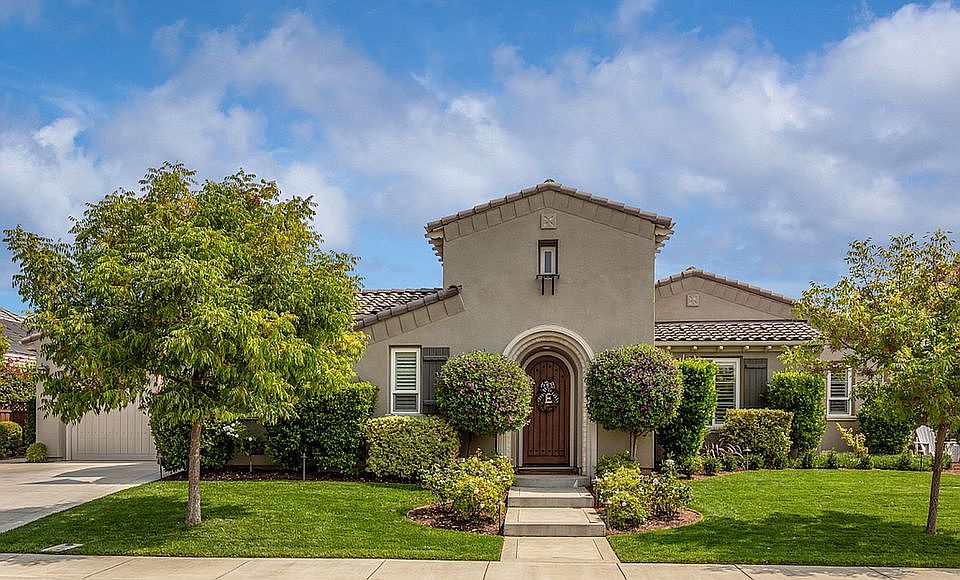 1st image of 18431 Altimira Cir