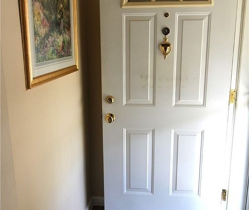 5th image of 2124 W Manor Ave