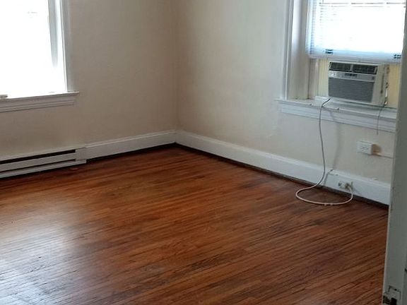 3rd image of 2665 Rivermont Ave APT 35