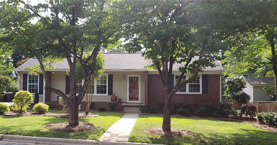 1st image of 2619 Fairfield Ave