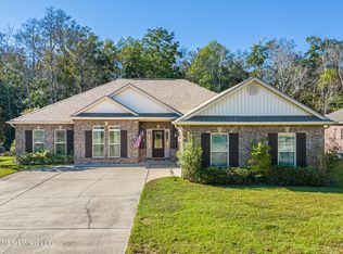 522 Dynsmore Pl, Long Beach, MS 39560