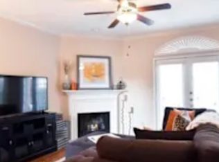 2553 Bering Dr, Houston, TX 77057