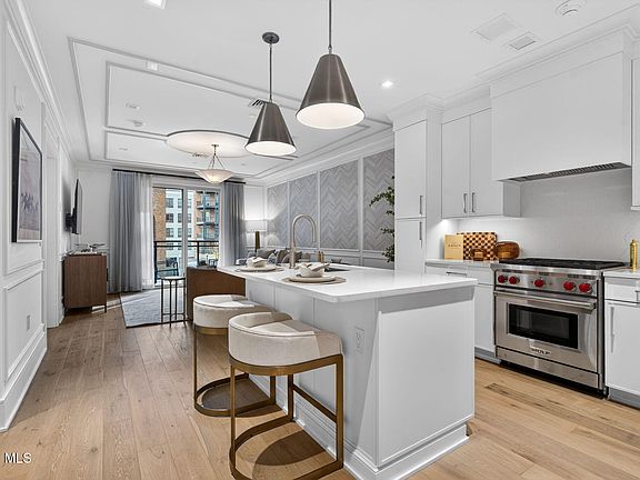 3rd image of 19 Washington Street #452 B3