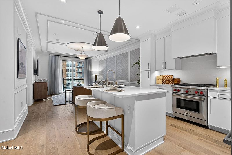 3rd image of 19 Washington Street #452 B3