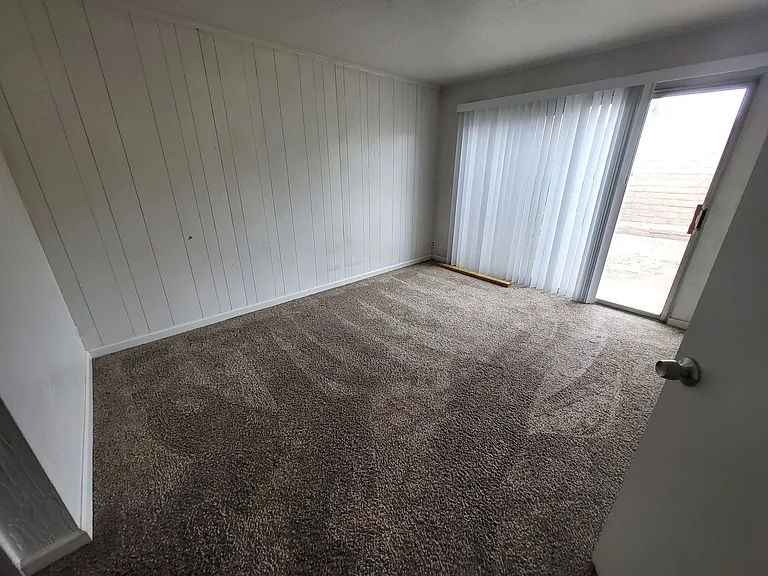 2 Castle Way — Photo 5