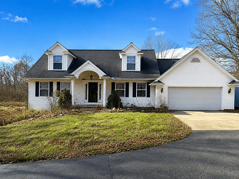 4118 Emerson Rd — Photo 1