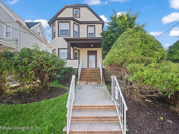 704 Delafield Ave, Staten Island, NY 10310