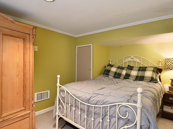 5th image of 365 Crockett St #2