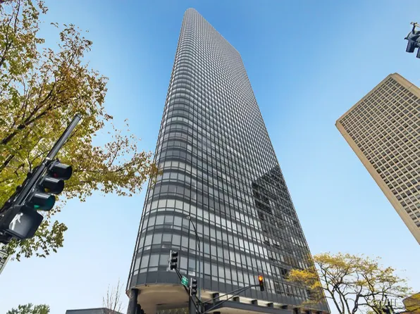 5415 N Sheridan Rd APT 5305, Chicago, IL 60640