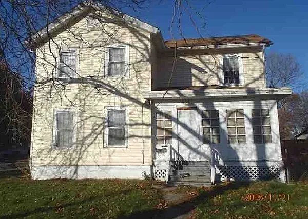 453 Plum St photo 1