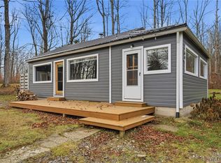 64 Summerset Dr, Arcade, NY 14009