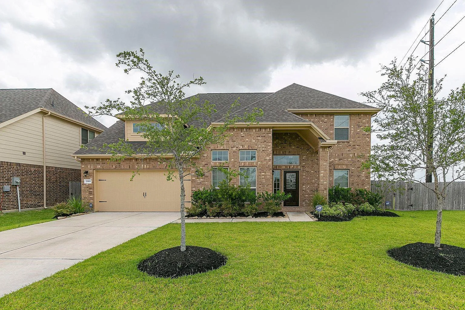 4 bed, 3.5 bath, 3934 sqft, $3,390 — Photo 1