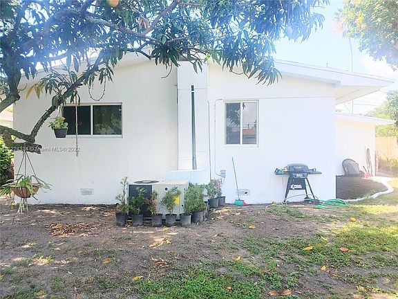 4th image of 1511 NW 49th St #0