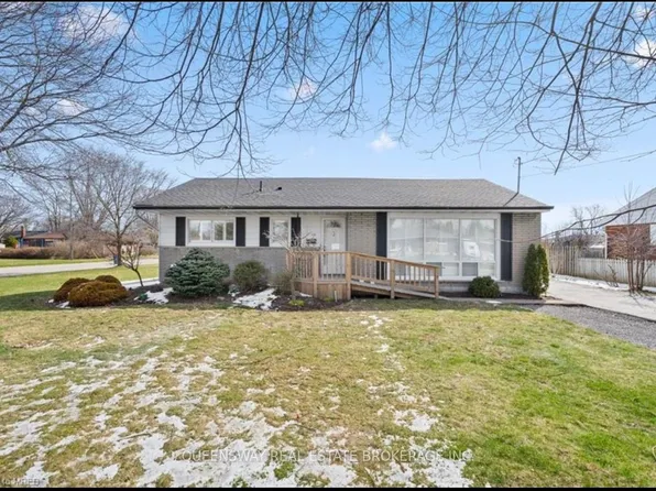 538 Lloyd Ave, Welland, ON L3C 2Z5