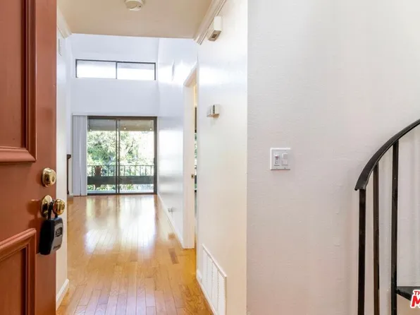 8675 Falmouth Ave APT 315, Playa Del Rey, CA 90293