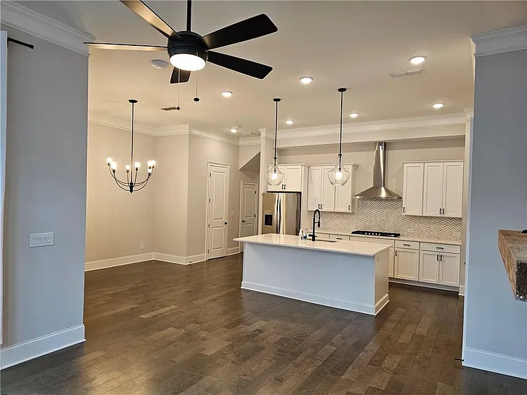 118 Batten Board Way — Photo 3