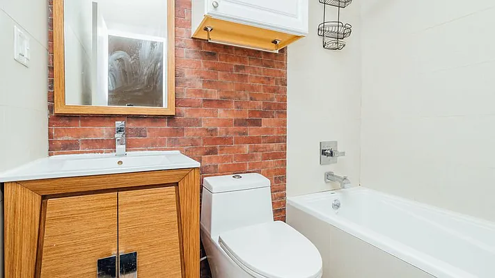 Rented by Nooklyn NYC LLC | media 33