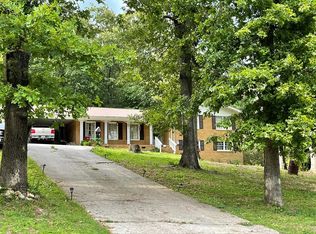 212 Riderwood Dr, Dalton, GA 30721