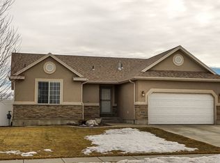 2552 N 2275 W, Clinton, UT 84015