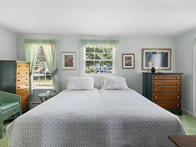 37 Marmion Way — Photo 20