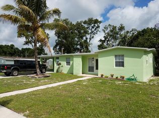 171 SE Serenata Ct, Port Saint Lucie, FL 34983