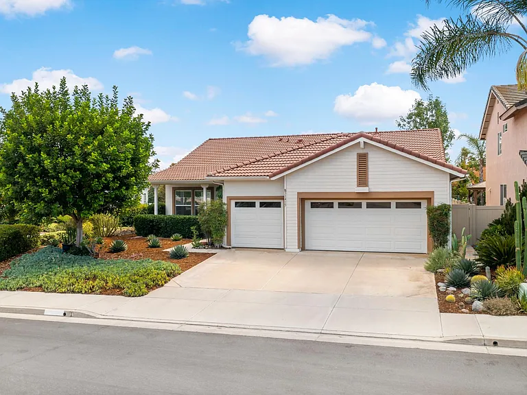 31415 Britton Cir — Photo 1