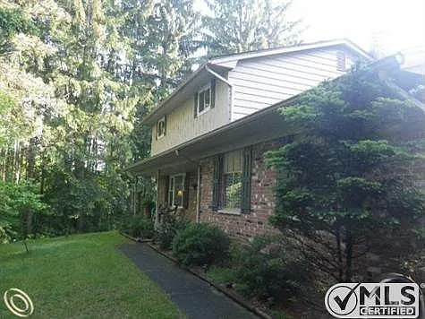 907 Evergreen Rdg photo 1